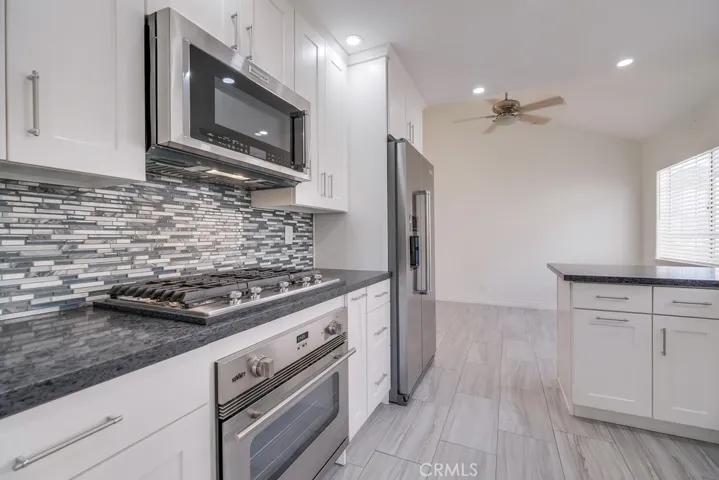 503 N Maria Avenue A, Redondo Beach, California 90277