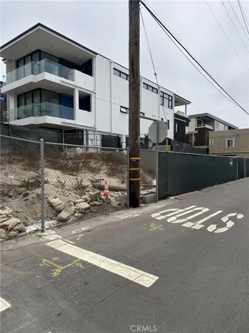116 9th Street, Manhattan Beach, California 90266