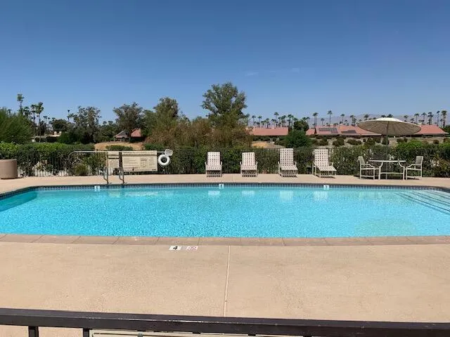 219pool2