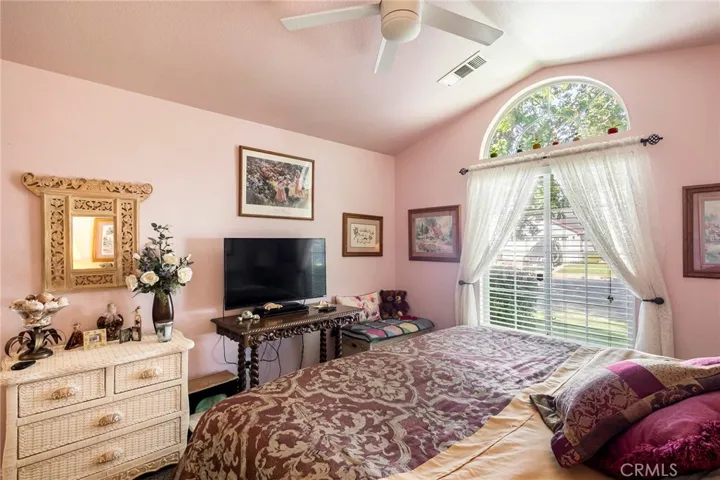235 Pinon Way, Red Bluff, California 96080
