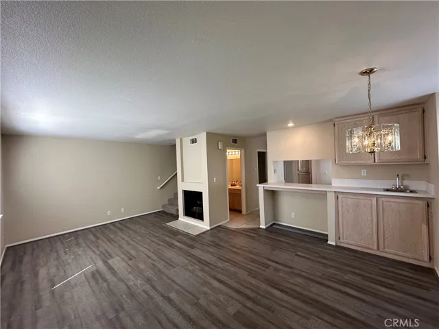 43425 30th Street W 4, Lancaster, California 93536