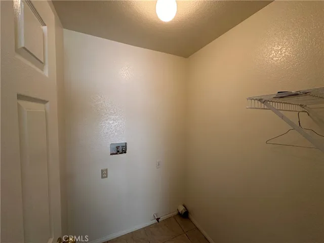 43425 30th Street W 4, Lancaster, California 93536