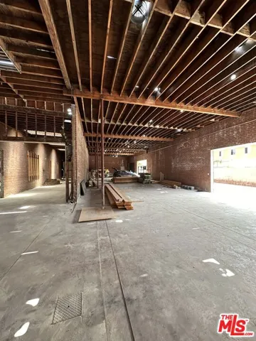 600 N La Brea Avenue, Inglewood, California 90302