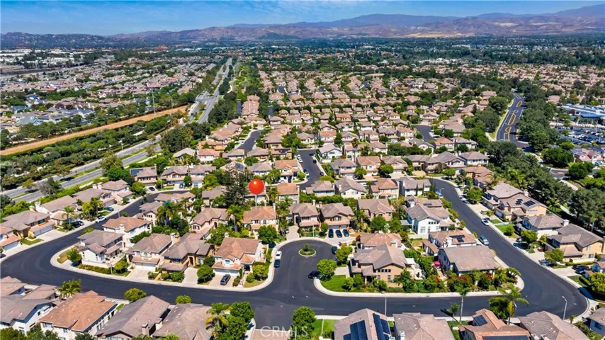Westpark is conveniently located in the center of Irvine--close to freeways and shopping.