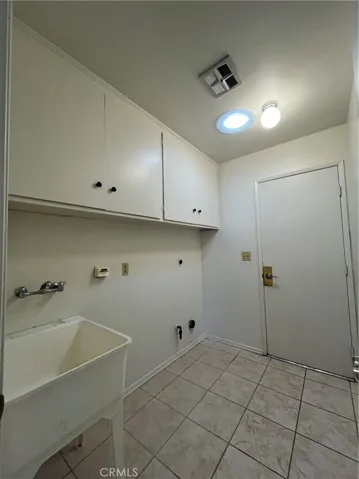 5787 Pittman Street, Simi Valley, California 93063