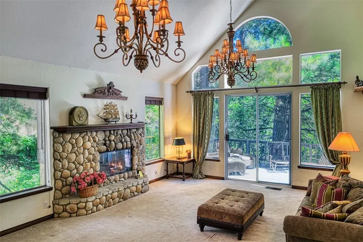 27603 Meadow Bay Drive, Lake Arrowhead, California 92352