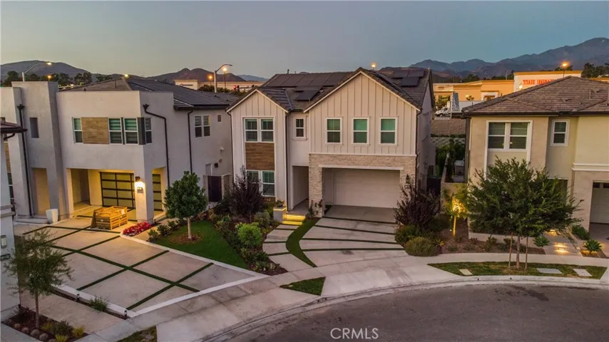 110 Sierra Madre, Lake Forest, California 92630