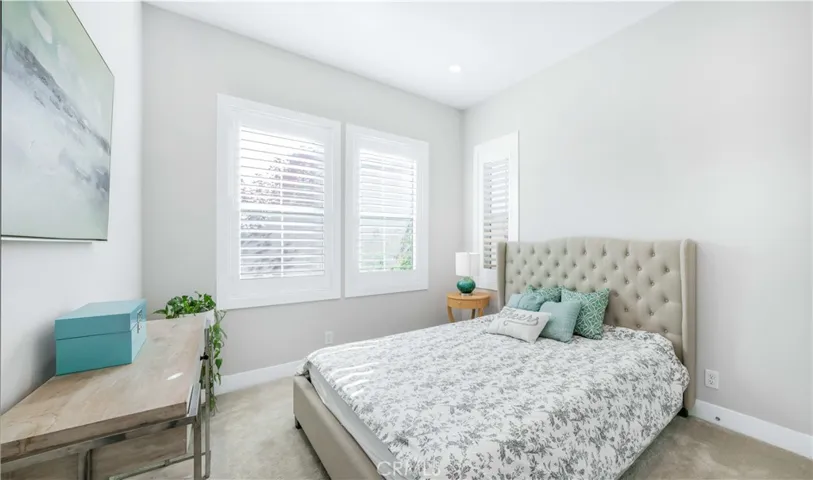 110 Sierra Madre, Lake Forest, California 92630