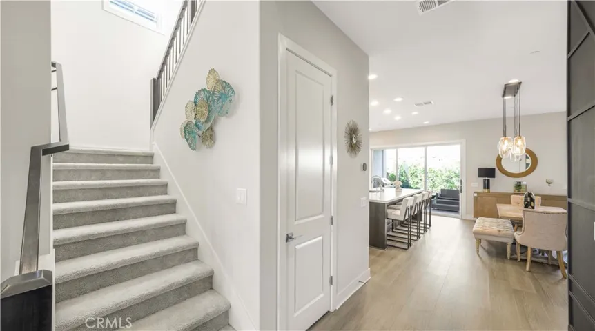 110 Sierra Madre, Lake Forest, California 92630