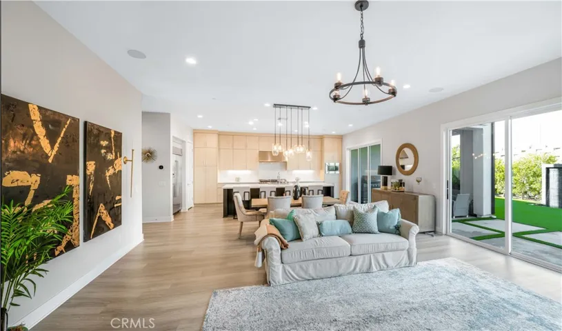 110 Sierra Madre, Lake Forest, California 92630
