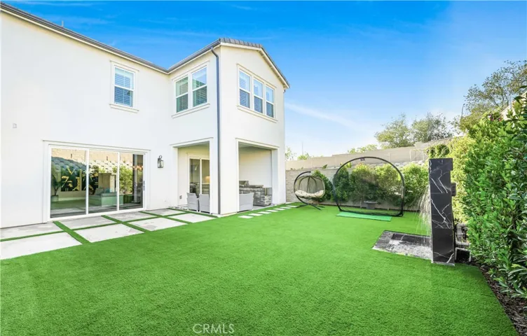110 Sierra Madre, Lake Forest, California 92630