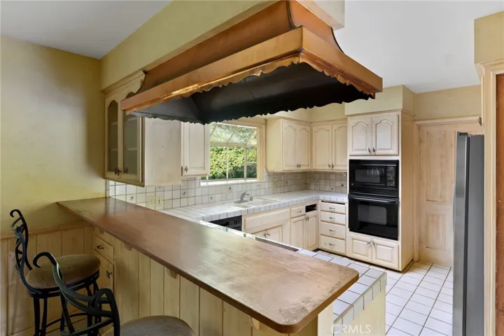 28250 Palos Verdes Drive E, Rancho Palos Verdes, California 90275