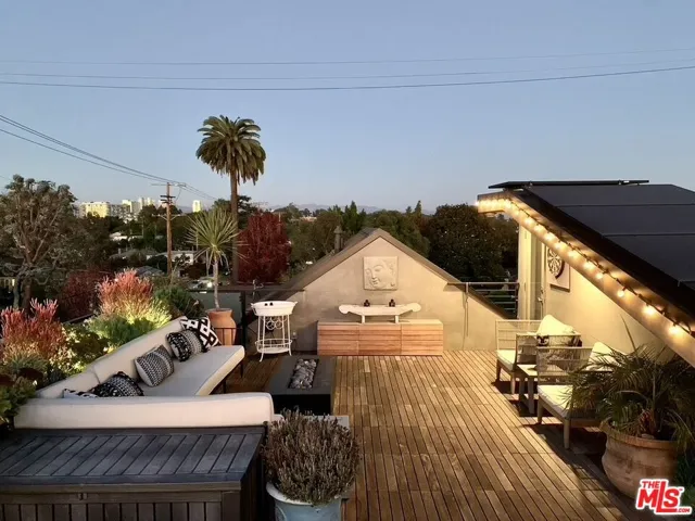 2606 S Barrington Avenue A, Los Angeles, California 90064