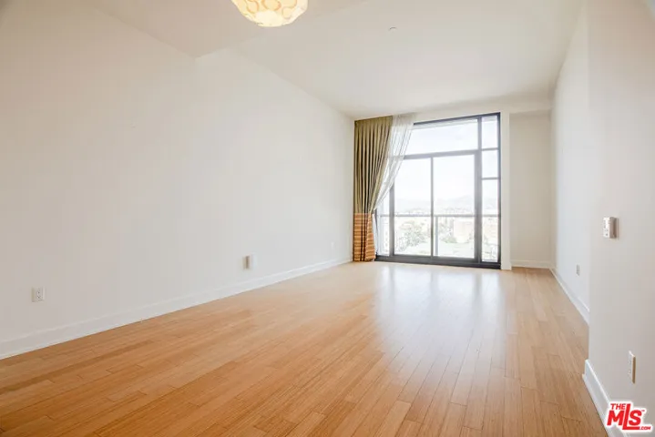 3223 W 6th Street 502, Los Angeles, California 90020