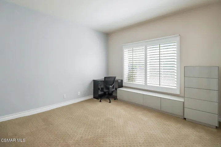jBedroom4-1