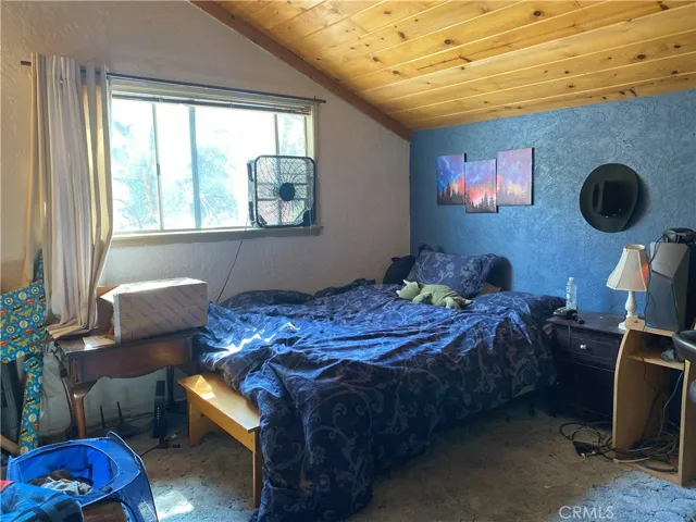 Upstairs Guest Bedroom 1