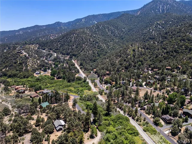 Pine Mountain Community