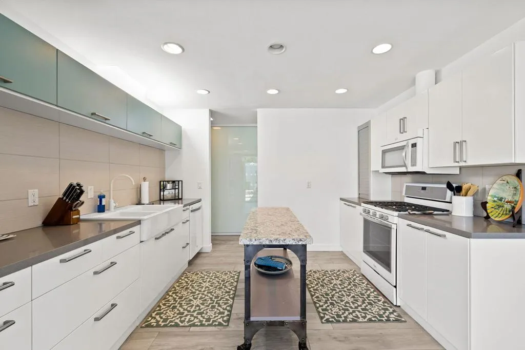 25-web-or-mls-2H8A3744