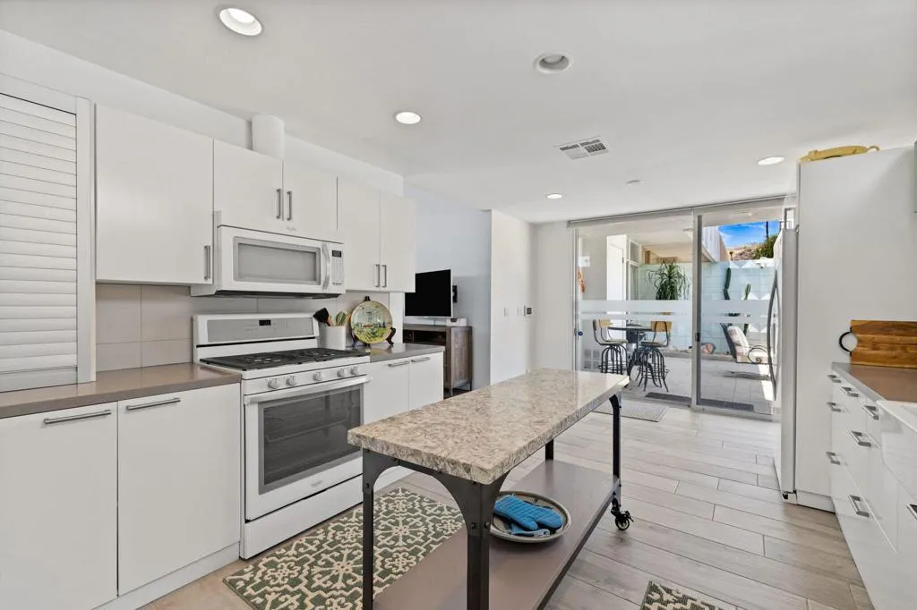 21-web-or-mls-2H8A3724