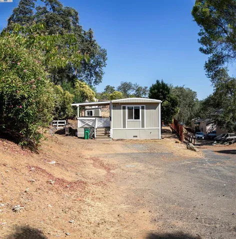 8400 Old Melones Dam Rd., Jamestown, California 95327