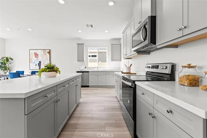 19805 Lurin Avenue, Riverside, California 92508