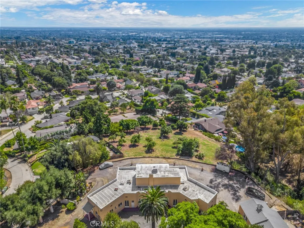 5811 Alta Avenue, Whittier, California 90601, 5 Bedrooms Bedrooms, ,4 BathroomsBathrooms,Residential,For Sale,Alta,PW24175426