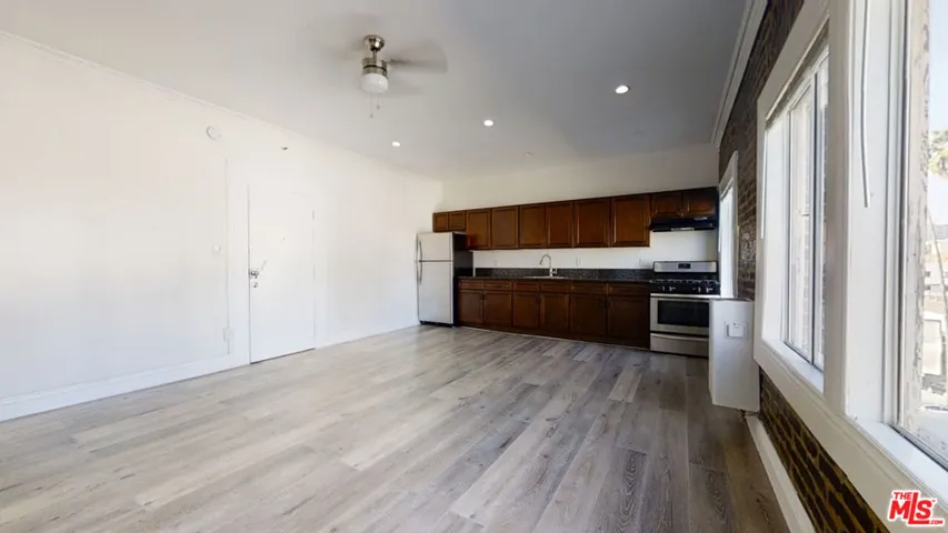 738 New Hampshire Avenue 507, Los Angeles, California 90005