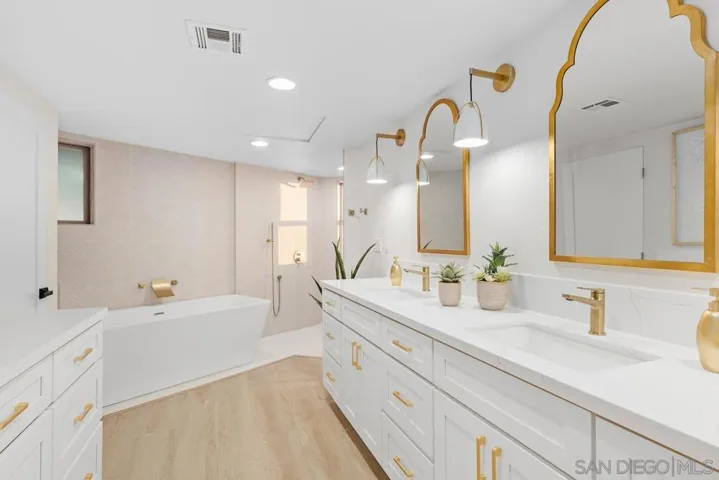 530 Calle De La Sierra, El Cajon, California 92019