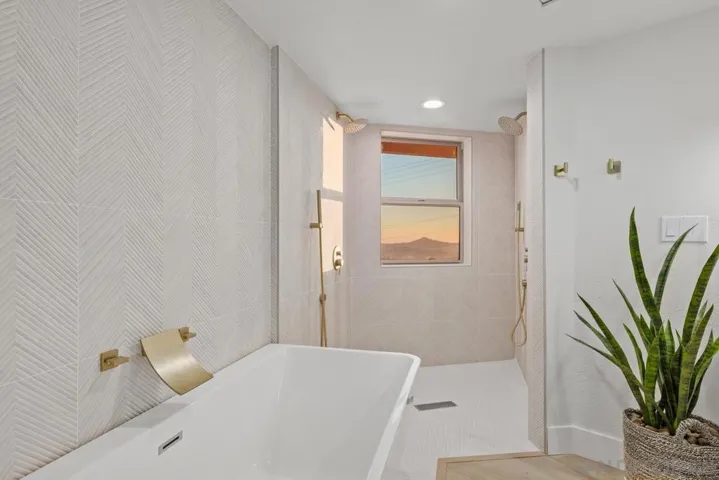 530 Calle De La Sierra, El Cajon, California 92019