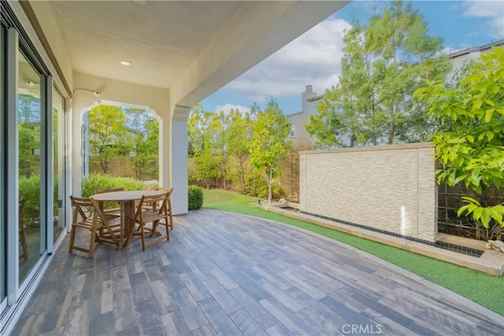 167 Newall, Irvine, California 92618