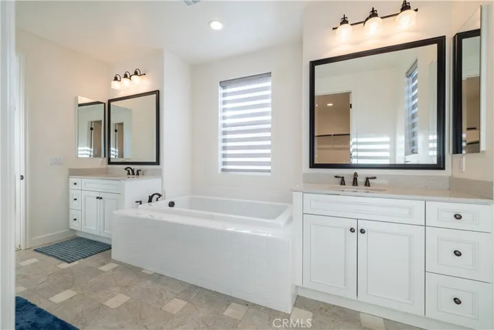 167 Newall, Irvine, California 92618