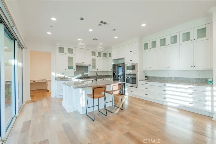 167 Newall, Irvine, California 92618