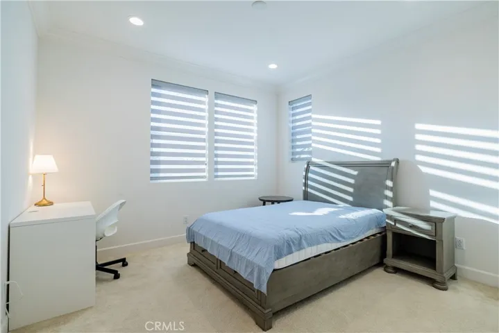 167 Newall, Irvine, California 92618