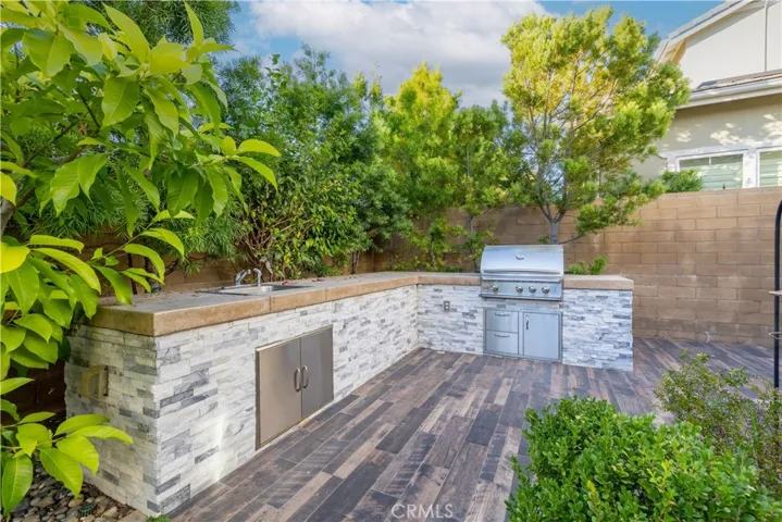 167 Newall, Irvine, California 92618