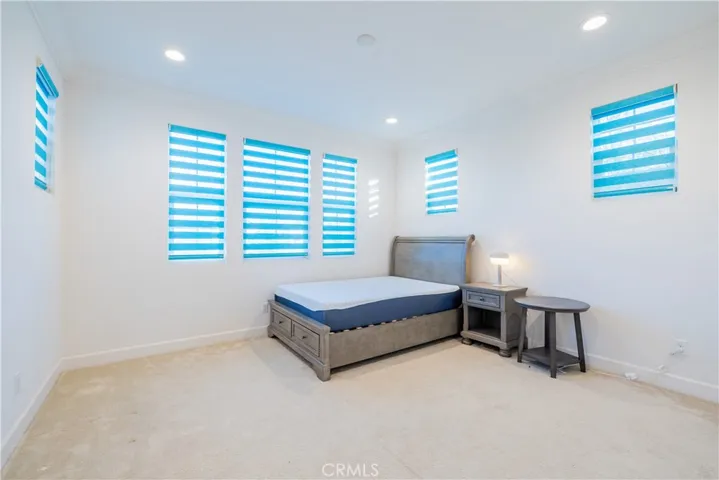 167 Newall, Irvine, California 92618