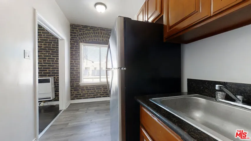 738 New Hampshire Avenue 205, Los Angeles, California 90005