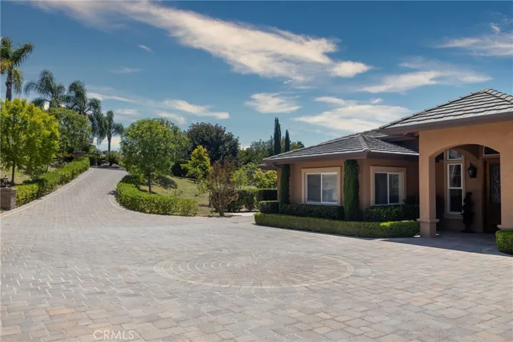 9750 Adams Court, Escondido, California 92026