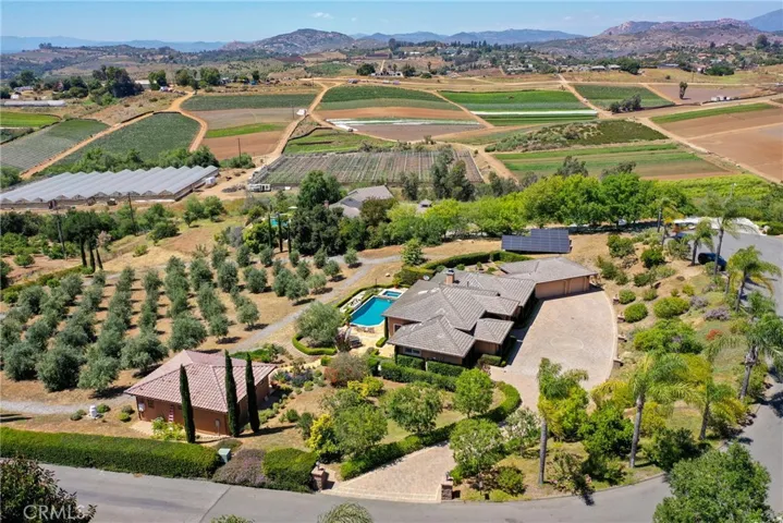9750 Adams Court, Escondido, California 92026