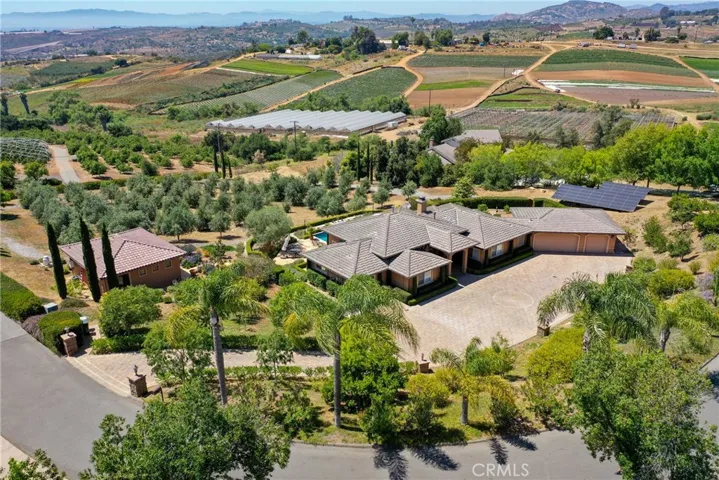 9750 Adams Court, Escondido, California 92026
