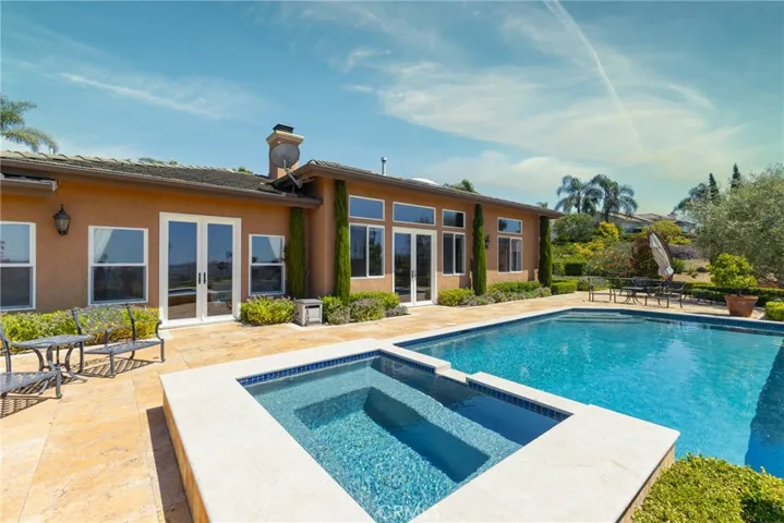 Refreshing Pool/Spa