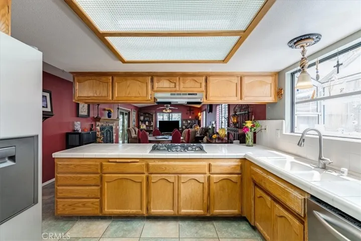 859 Mccloud Street, Santa Maria, California 93455