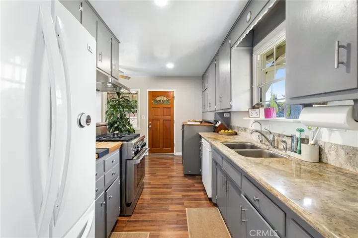 1142 Essex Street, Glendora, California 91740