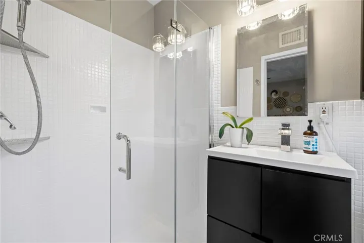 1142 Essex Street, Glendora, California 91740