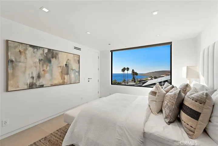 521 Alta Vista Way, Laguna Beach, California 92651
