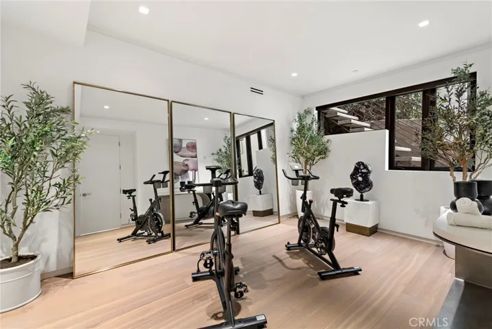 521 Alta Vista Way, Laguna Beach, California 92651