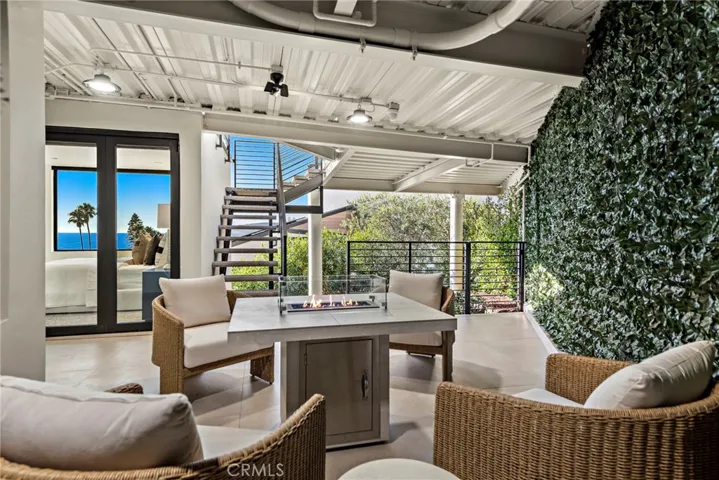 521 Alta Vista Way, Laguna Beach, California 92651