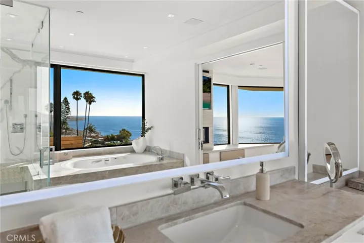 521 Alta Vista Way, Laguna Beach, California 92651