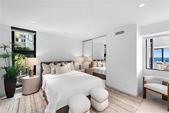 521 Alta Vista Way, Laguna Beach, California 92651