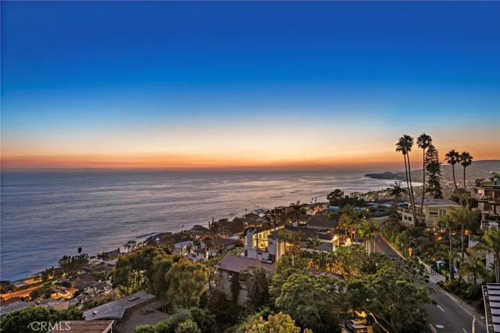 521 Alta Vista Way, Laguna Beach, California 92651