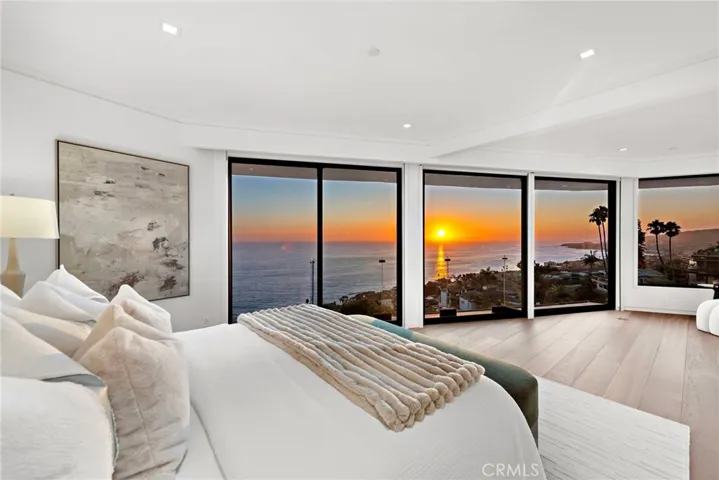 521 Alta Vista Way, Laguna Beach, California 92651